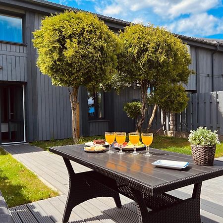 Seaside Apartments Roja Eksteriør bilde