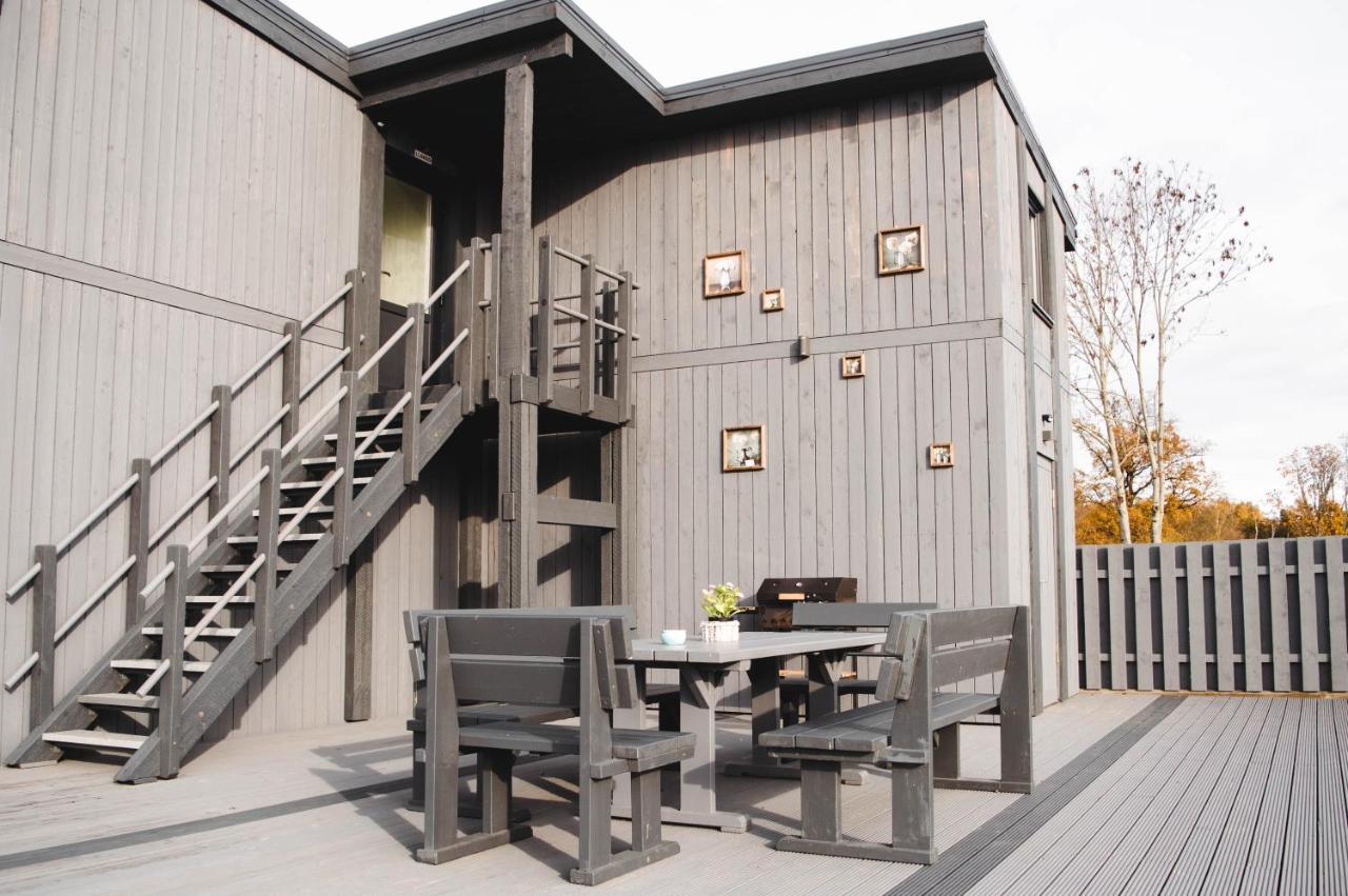 Seaside Apartments Roja Eksteriør bilde